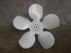 Plastic Fan Blade (220mm)