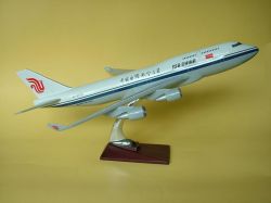 Resin Aircraft Model B747-400 Air China
