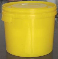 Plastic Bucket With Lid