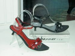 Acrylic Shoe Hanger