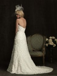Classic Bridal Gowns 