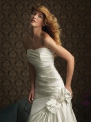 Beaded Embroidery Dress,strapless  Wedding Dress